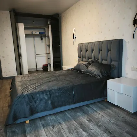 видовая на львовской ,7 минут до моря! Apartment